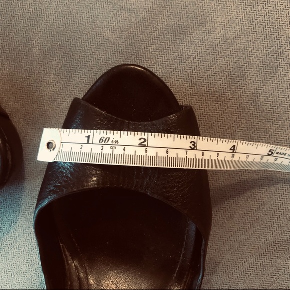 BCBG genuine leather black wedge shoes.See photos for wear.Double strap,open toe - Picture 10 of 11